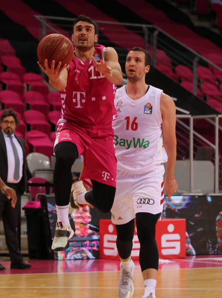 张玉宁总能 张玉宁总能